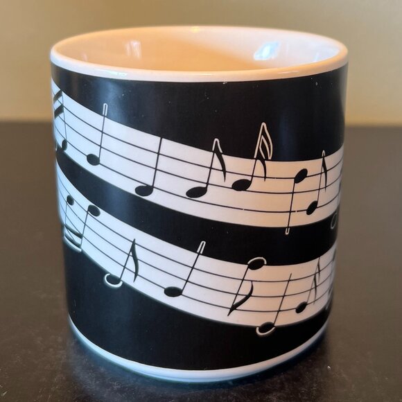 Lot of 2 Vtg Musical Notes & Teddy Bear Ceramic Mugs ~ Plays It’s a Small World - Picture 3 of 14